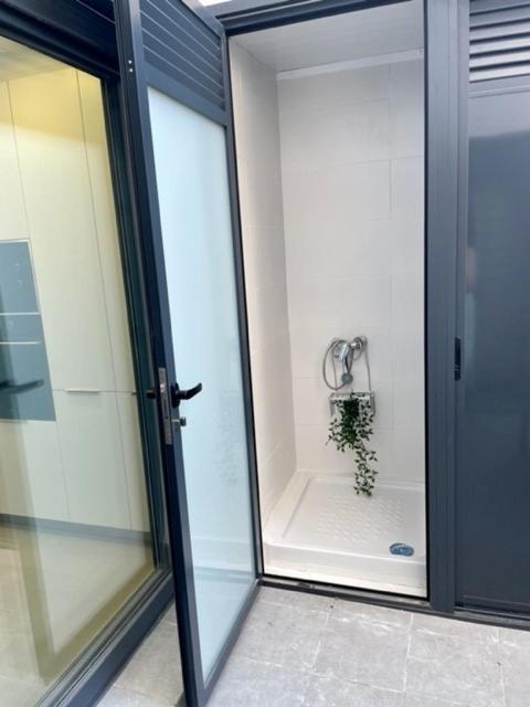 Gatu Premium Alma Marinera, Preferente Mayores De 25 Anos Y Familias Cadiz Exterior photo